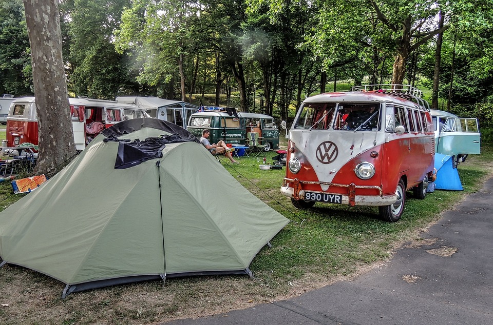 50 Jahre Autohaus Kamper: Ein Fest voller Magie und Emotionen