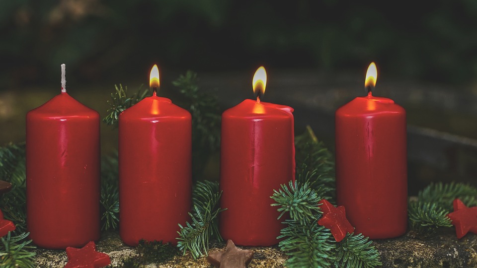 Advent in Steyr: Krampus, Christkindl und Silvester im Hexenkessel