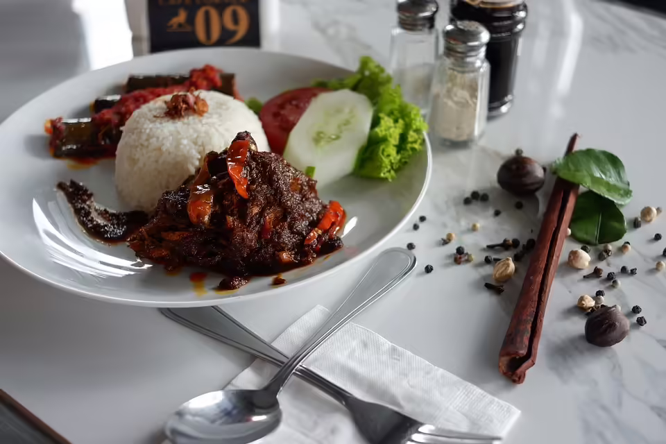 Entdecken Sie Rendang Sapi: Das verborgene Curry-Juwel aus Westsumatra