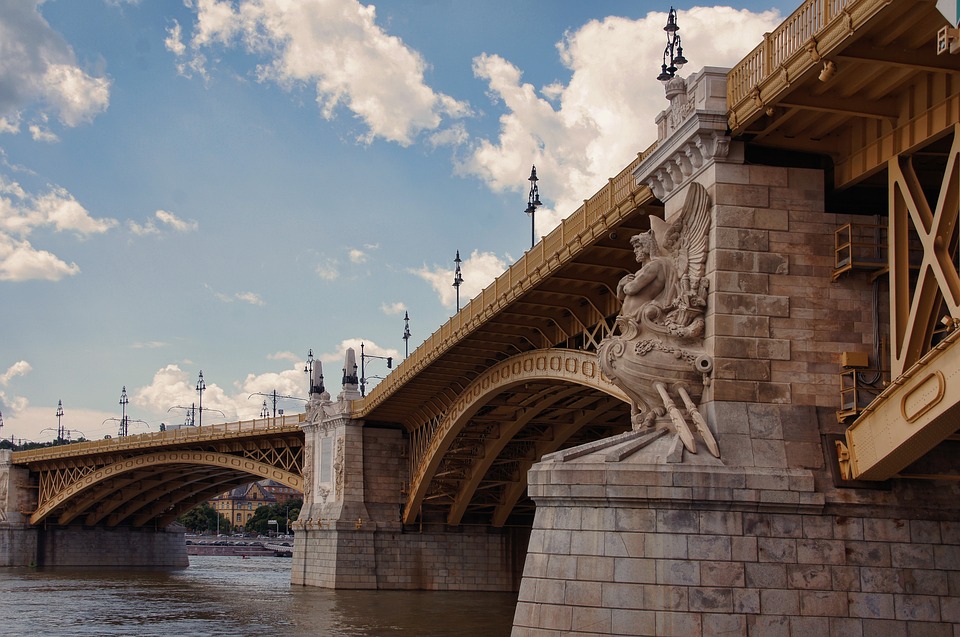 Ersatzbrücke für Donaubrücke Mautern: Region atmet auf!