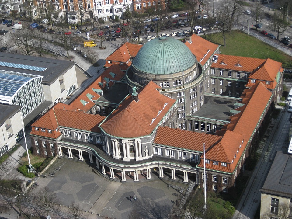 FH OÖ Campus Steyr: Neuer Bachelor in Internationalem Logistik-Management