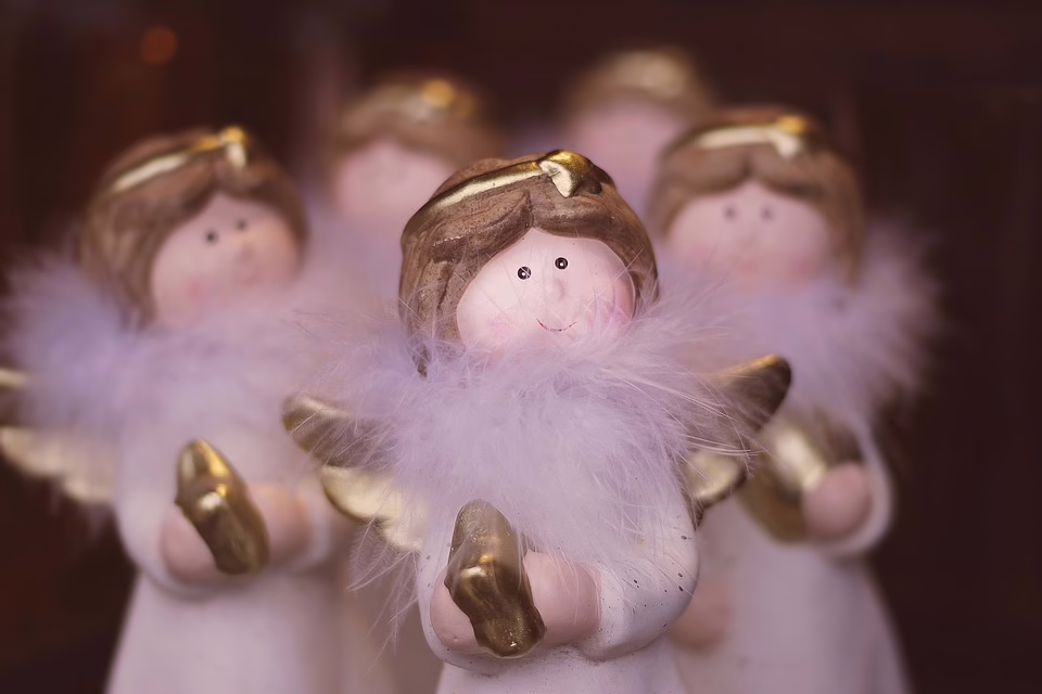 Feierliche Weihnachtsstimmung in Margareten: Märkte und Wunder erleben