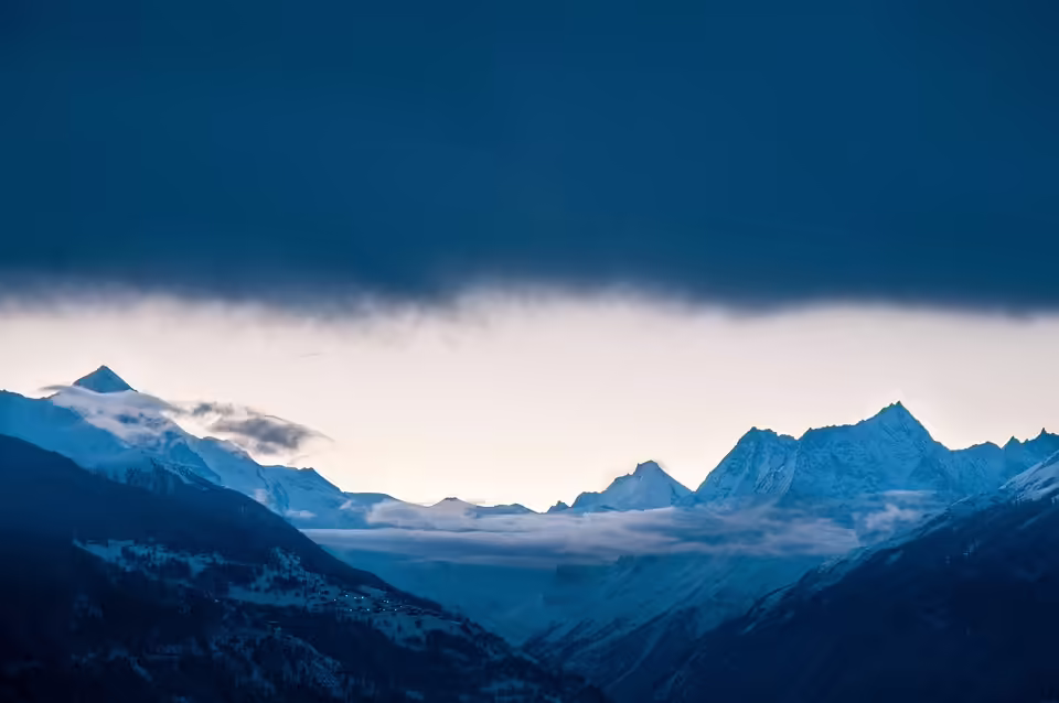Gletscher im Fokus: Ausstellung beleuchtet Klima- und Gletscherveränderungen in Innsbruck