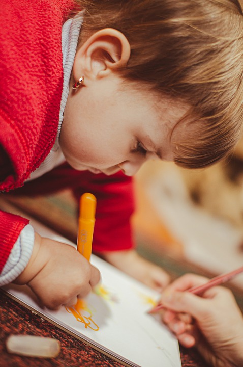 Kreativer Advent: Malaktion für Kinder in Salzburg startet!