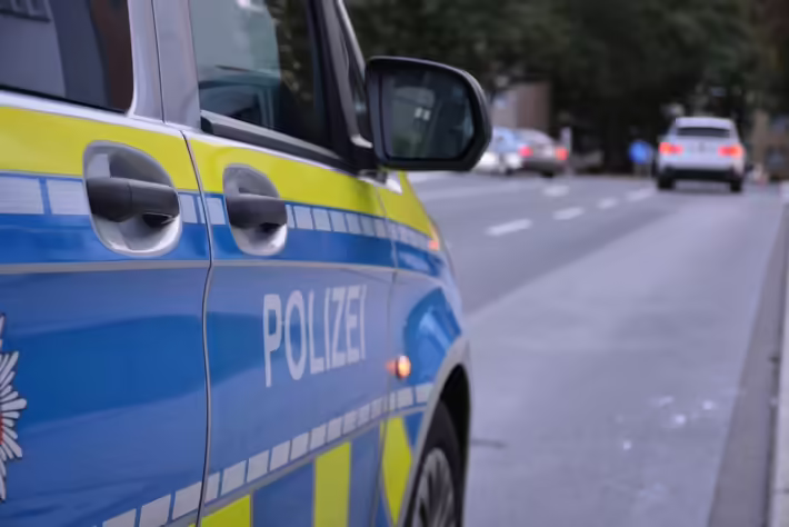 Mädchen schwer verletzt: Tragischer Unfall in Mettmann!
