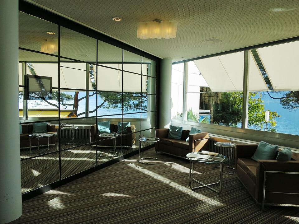 Neubau des Hotels Mirabell: Gästezimmer und Wohnraum für die Region