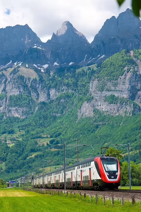 Neue Doppelstockzüge verbessern Nahverkehr in der Ostregion