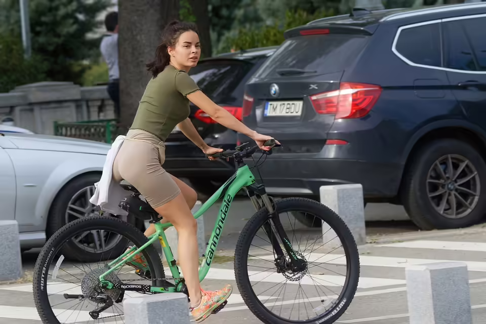 Radfahrer in Wien-Floridsdorf: Bolzenschneider und Diebstahlverdacht