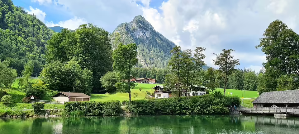 Rettungsaktion in Berchtesgaden: Dreijähriger Bub aus Schwimmbecken gerettet