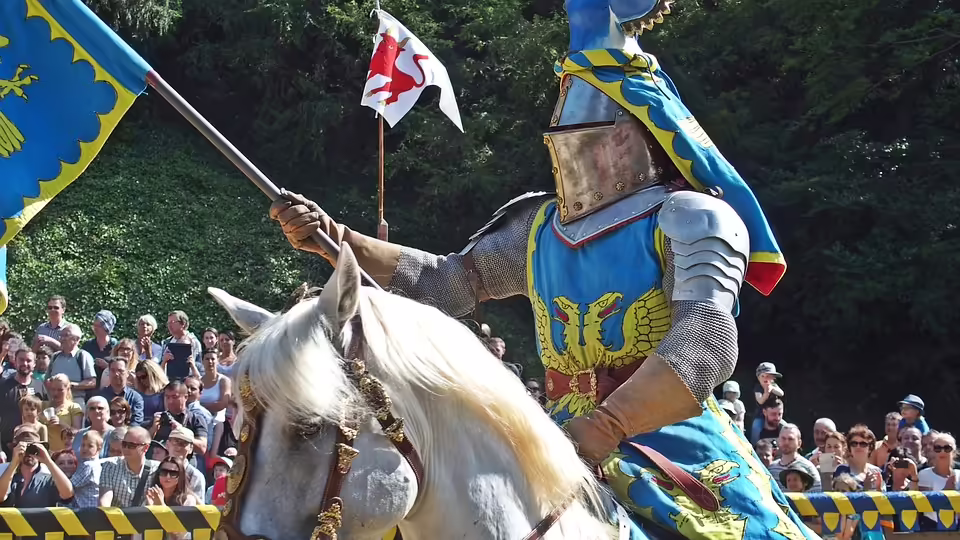 Ritterliche Traditionen: Das Ehepaar Gmoser und ihre Zeitreise in Voitsberg