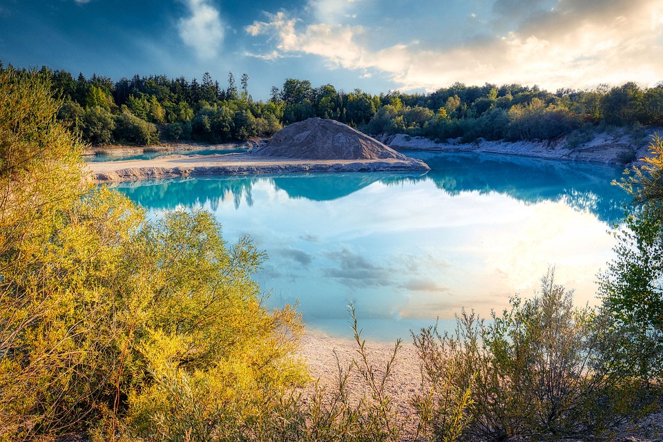 Tödlicher Tauchunfall im Baggersee: Golfball-Suche endet tragisch