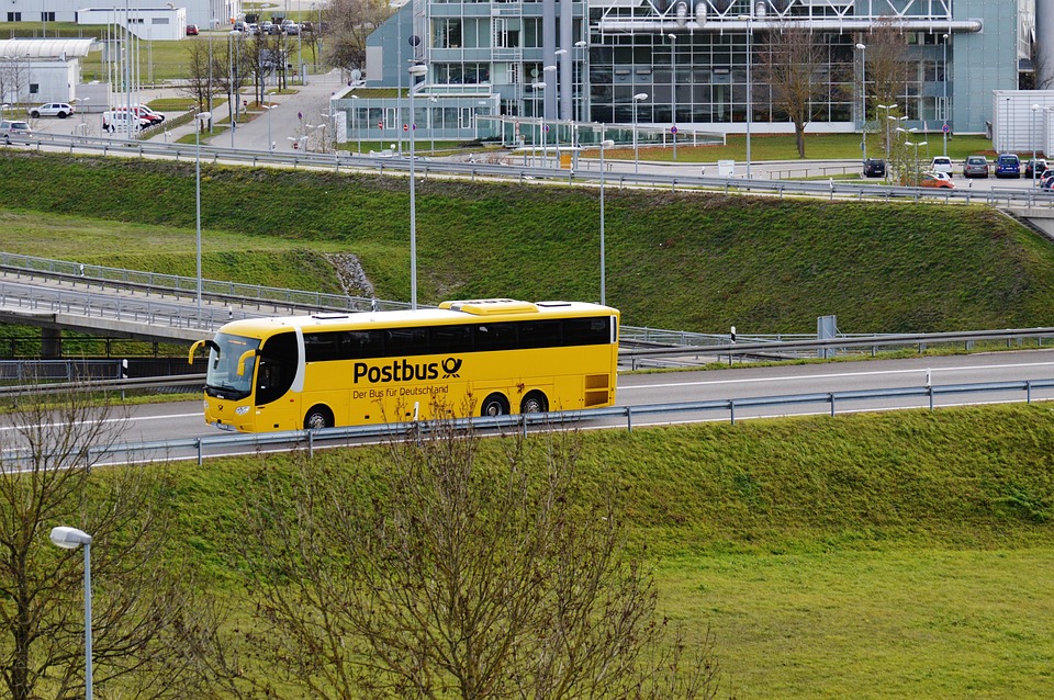 Tragischer Unfall in Wien-Simmering: Mann stirbt nach Kollision mit Bus