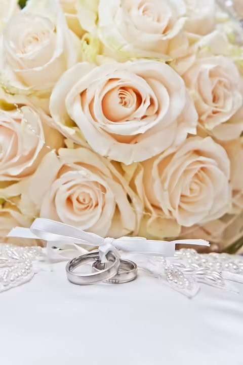 Trauung im Heimatdorf: Carina und Stefan feiern ihre Traumhochzeit