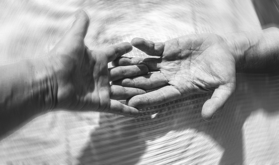 Unterstützung für Afra: Kirchdorfer helfen bei teuren Therapiekosten