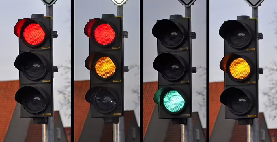 Verkehrsunfall in Allhaming: Rote Ampel übersehen, drei Verletzte