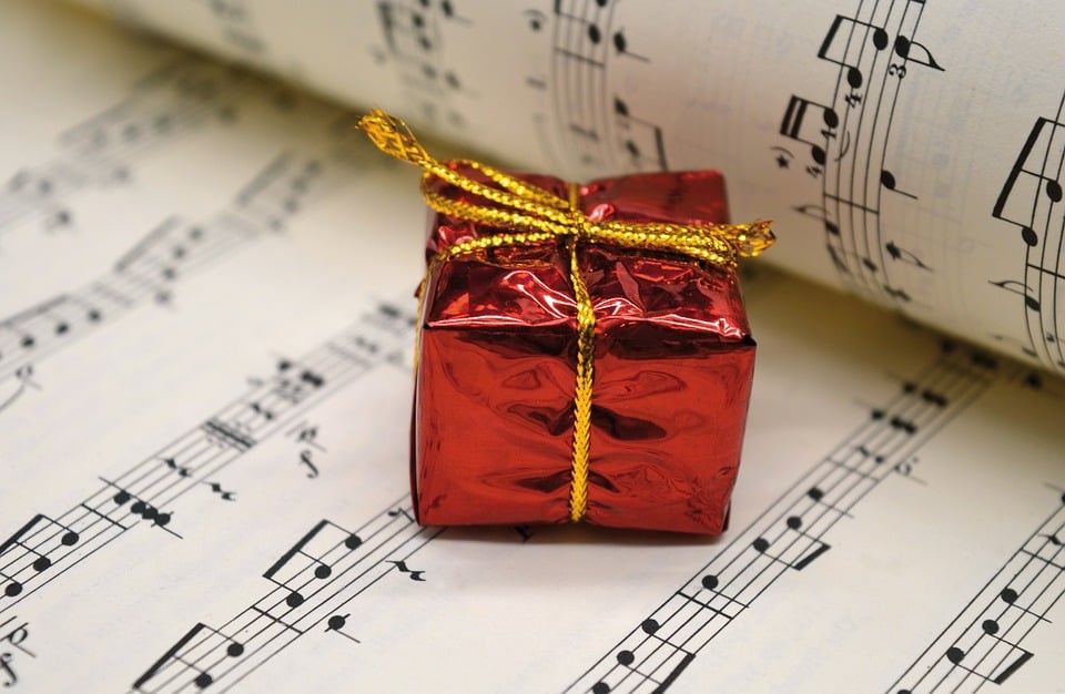 Weihnachtskonzert mit Tina Naderer: Ein Fest der Musik in Villach