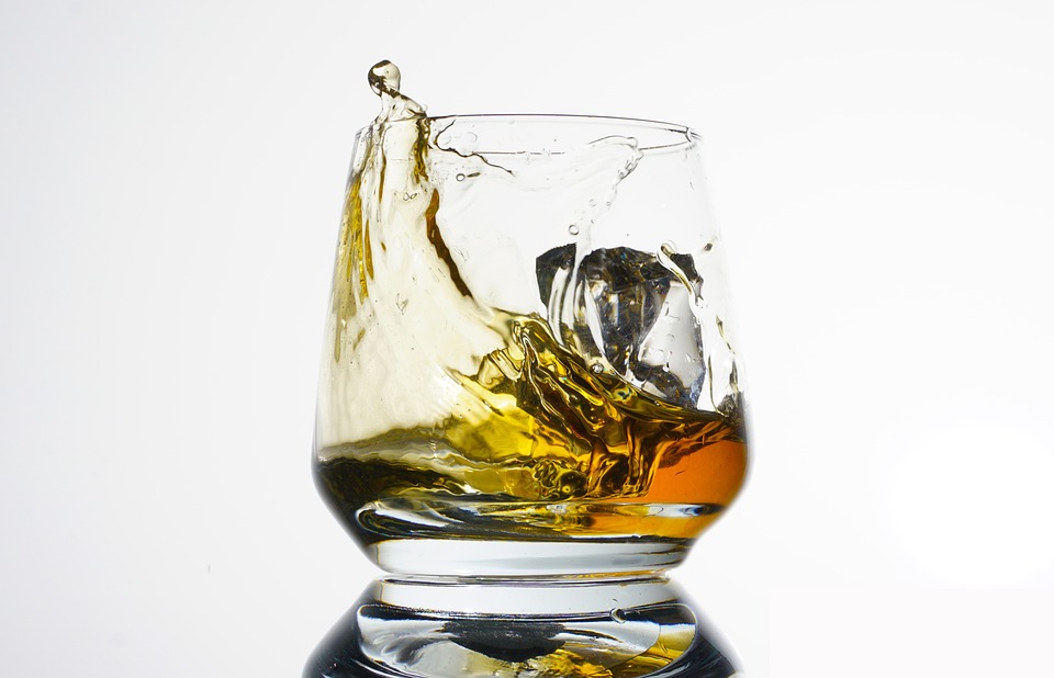 Whiskey and Sugar: Eine bittersüße Komödie begeistert in Guntersdorf
