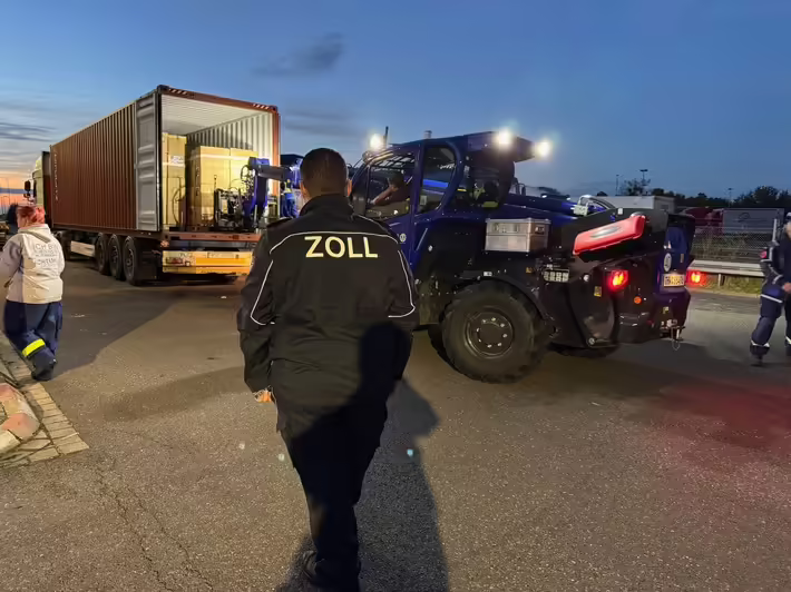 Zollfunde: 12 Tonnen Bettwäsche mit falschen Etiketten aus China!