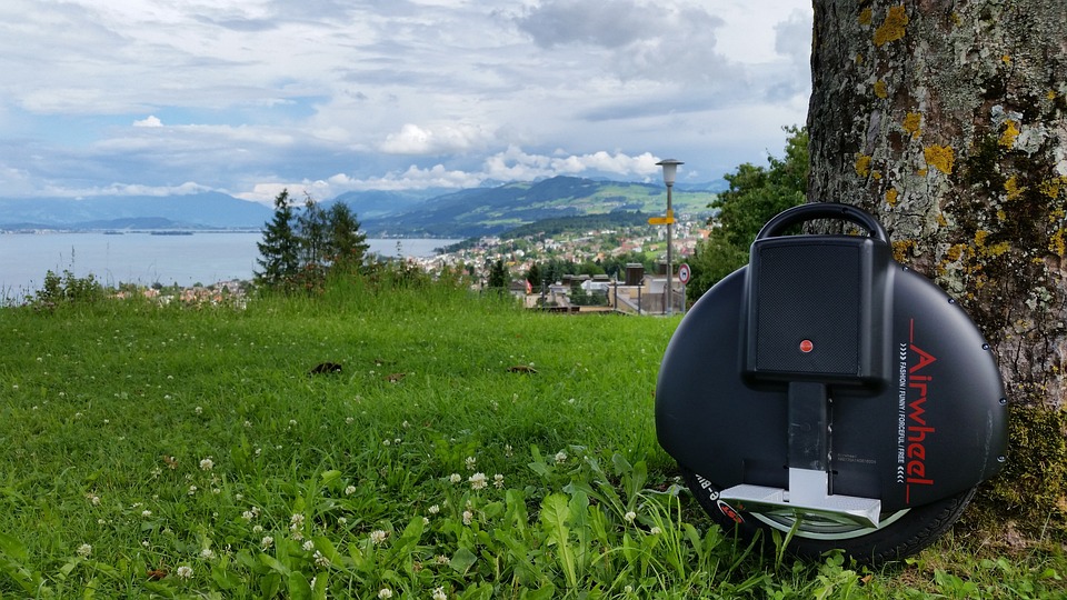Zwei E-Bikes aus Keller in Innsbruck-Pradl gestohlen: Hinweise gesucht