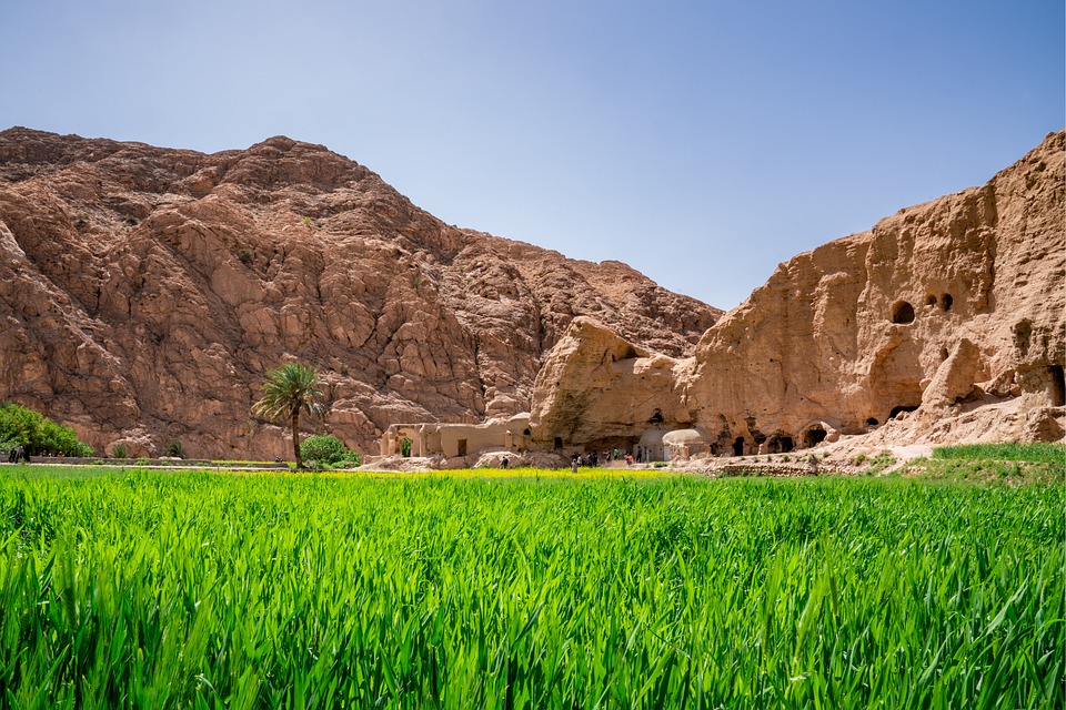 Iran führt umstrittenes  Scham -Gesetz mit strengeren Kleidervorschriften ein