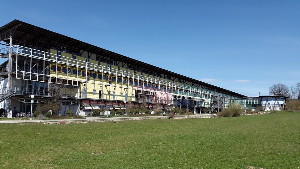 Ausschluss an der Uni Wien: BIPoC-Events nur für Nicht-Weiße!