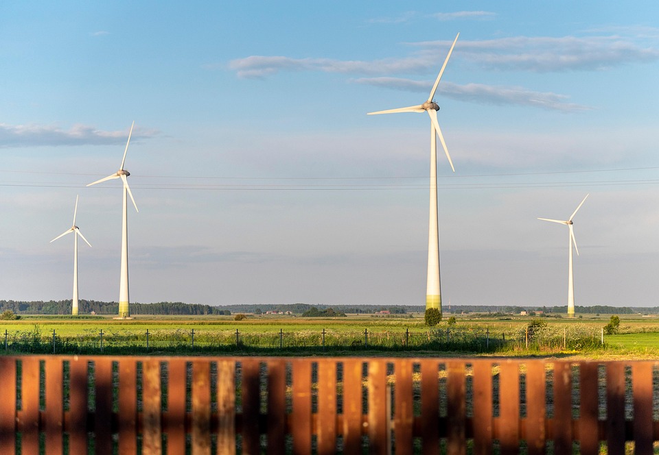 Kritik an EAG-Förderverordnungen: Planungssicherheit für Erneuerbare gefährdet!