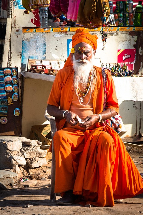 Schaukel-Unfall in Indien: 14 Kinder schwer verletzt bei Jahrmarkt-Drama!