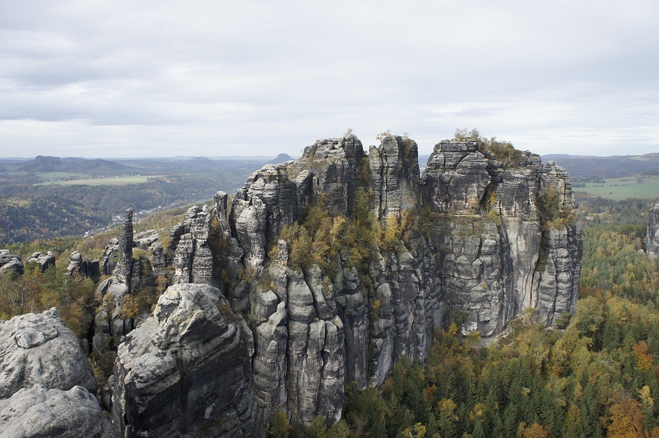 Schweiz trauert: Gedenktag für die Opfer der Brandkatastrophe in Crans-Montana