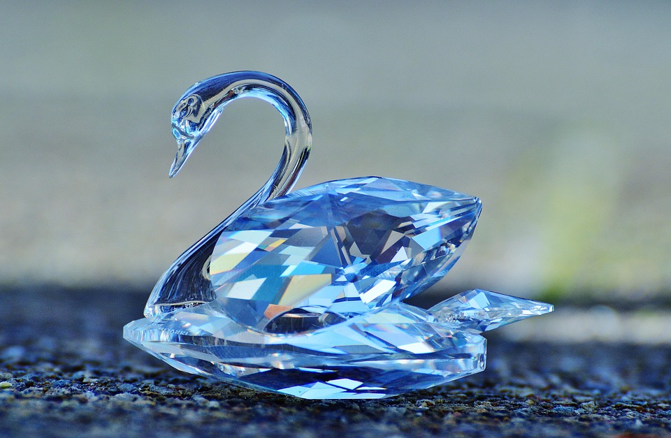 Swarovski präsentiert glamouröse Tiara zum Wiener Opernball 2026!