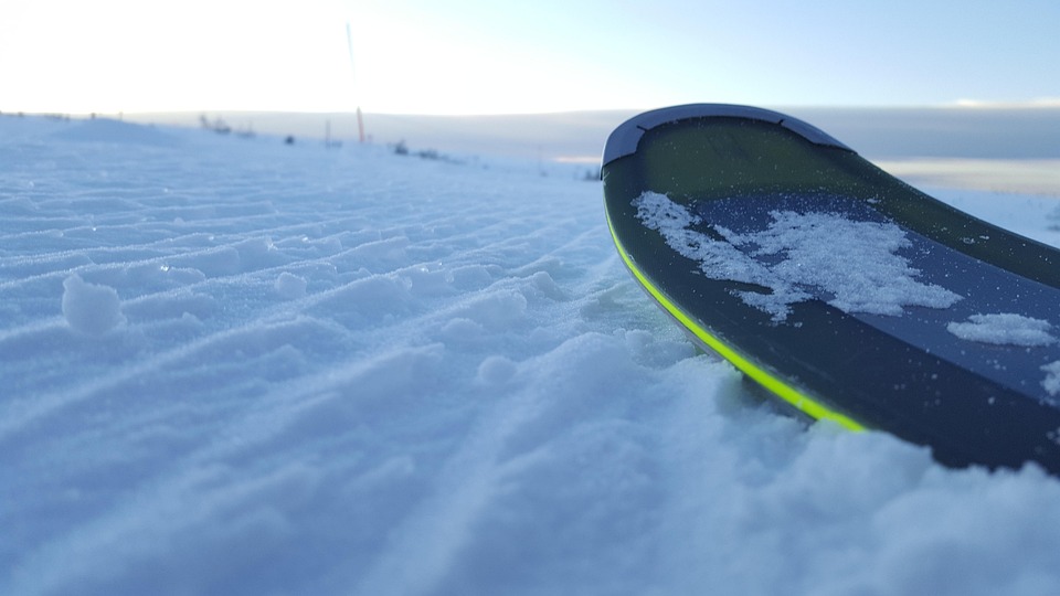 Feller scheitert im Slalom: Österreichs Medaillenhoffnung vor dem Aus!